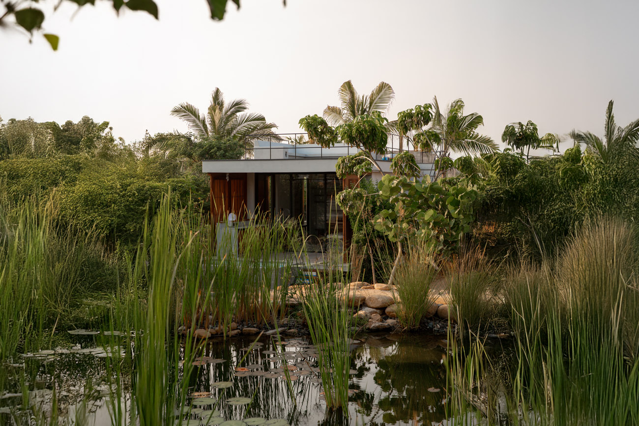 Studio Hideaway